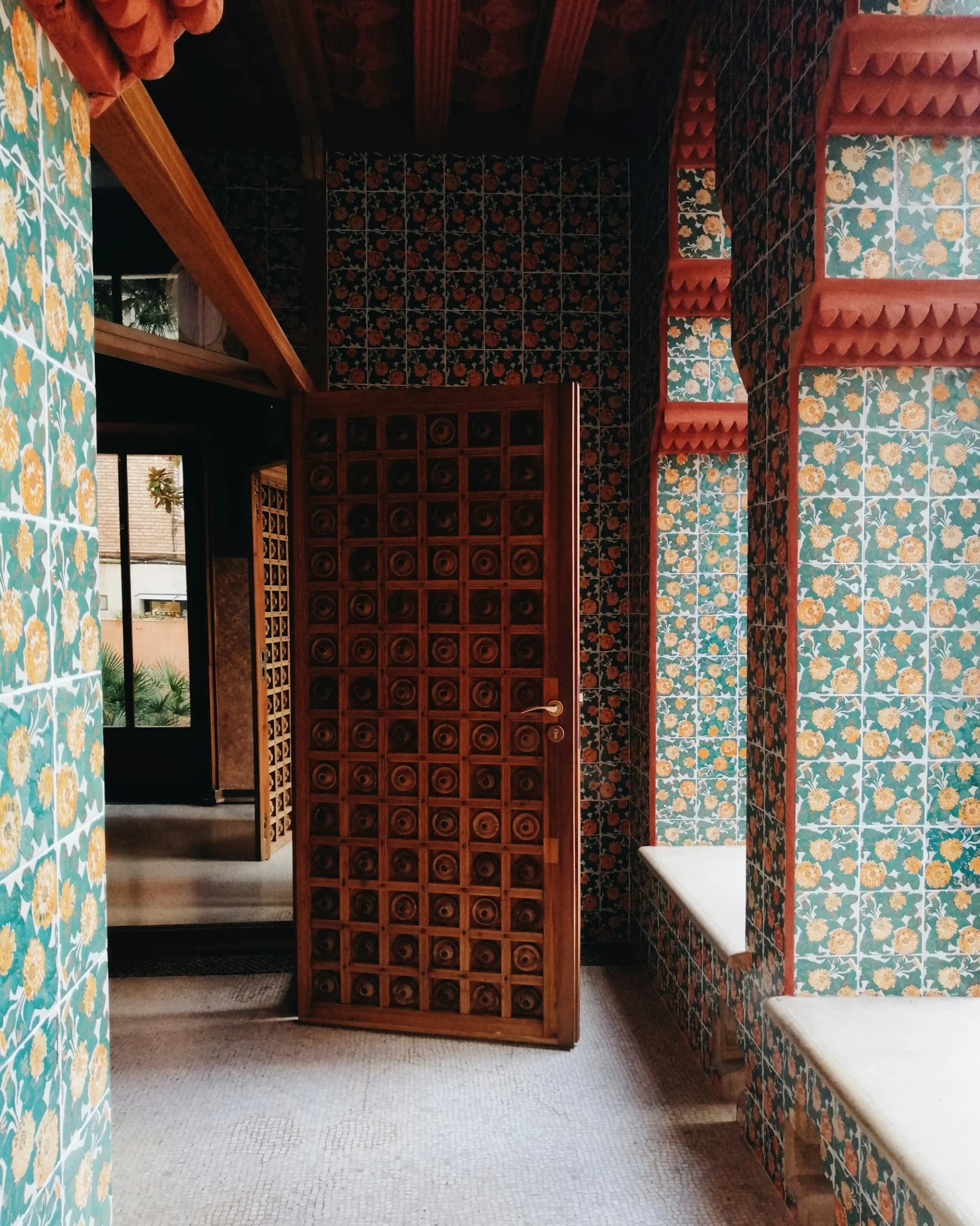 Porculan u interijeru — spoj elegancije, trajnosti i modernog dizajna