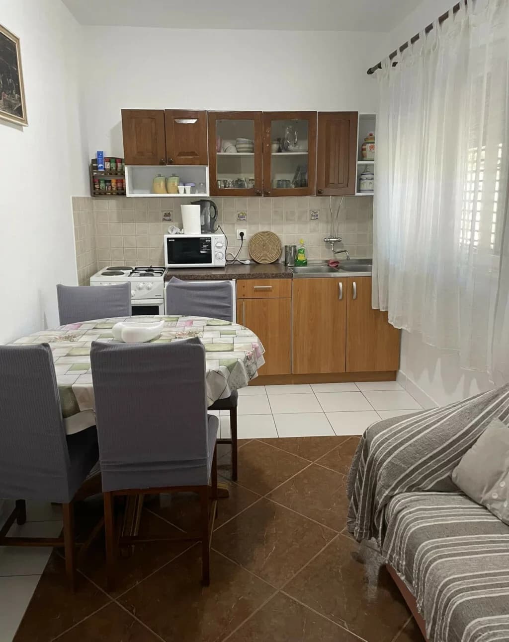 Od zastarjele do savršene: renovacija kuhinje u našem apartmanu